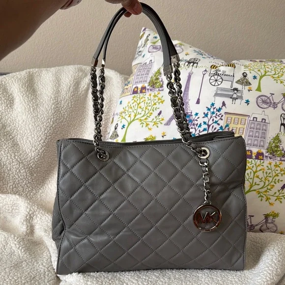 Michael Kors Gray Quilted Shoulder Bag with Chain Strap - Picture 2 of 9